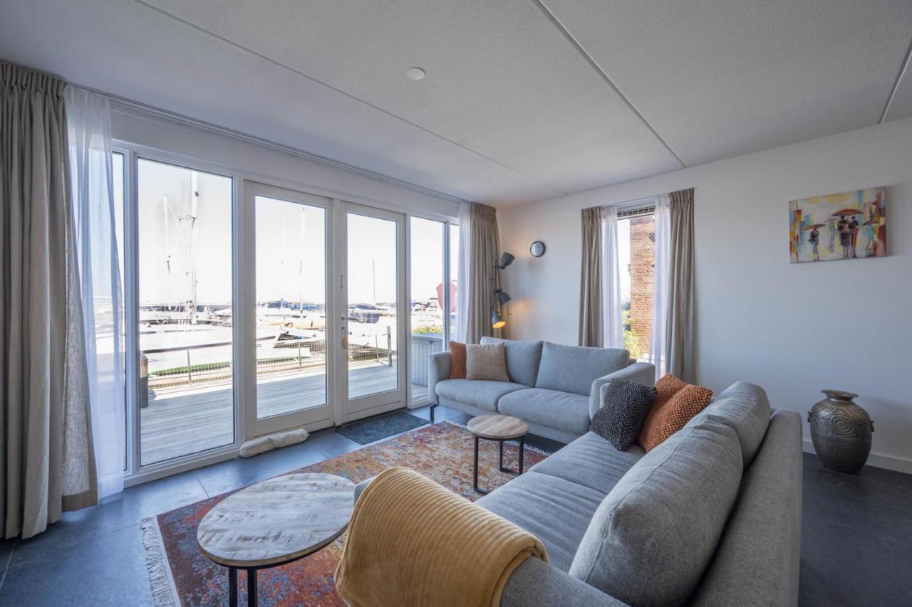 Meerzicht 24 - Luxury Family Accommodation With Beautiful Lake Side View Uitgeest エクステリア 写真